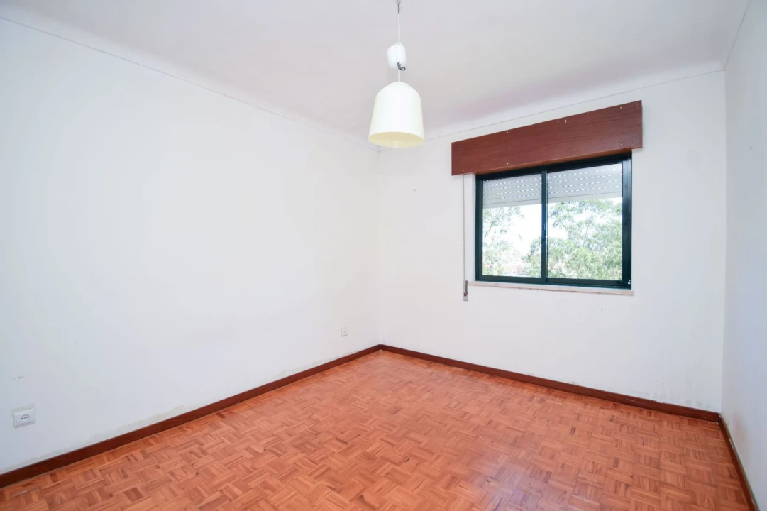Apartamento T2 para Venda em Algueirão-Mem Martins Foto 5