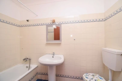 Apartamento T2 para Venda em Algueirão-Mem Martins