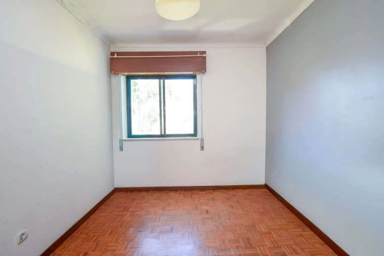 Apartamento T2 para Venda em Algueirão-Mem Martins Foto 7