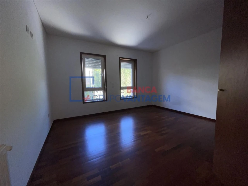 Apartamento T3 para Venda em Bonfim Foto 9