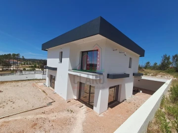 Moradia T4 para Venda em Ansião