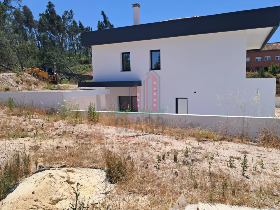 Moradia T4 para Venda em Ansião Foto 15