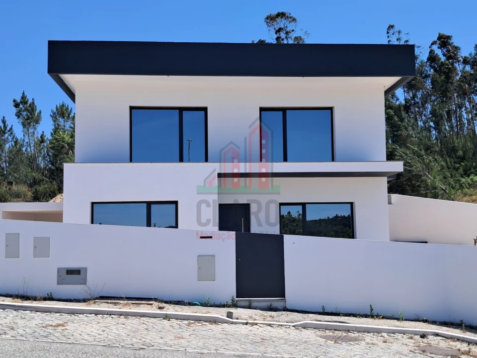 Moradia T4 para Venda em Ansião Foto 3