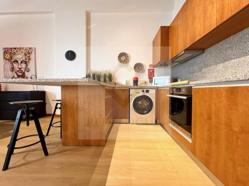 Apartamento T0 para Venda em Esmoriz Foto 12