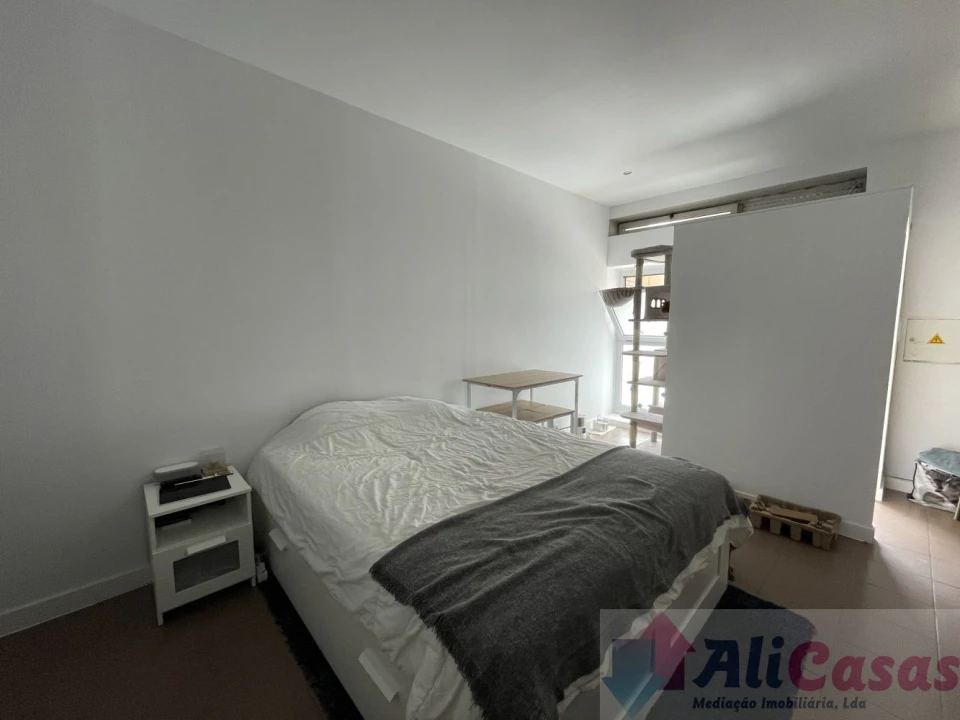 Apartamento T0 para Venda em Esmoriz Foto 5