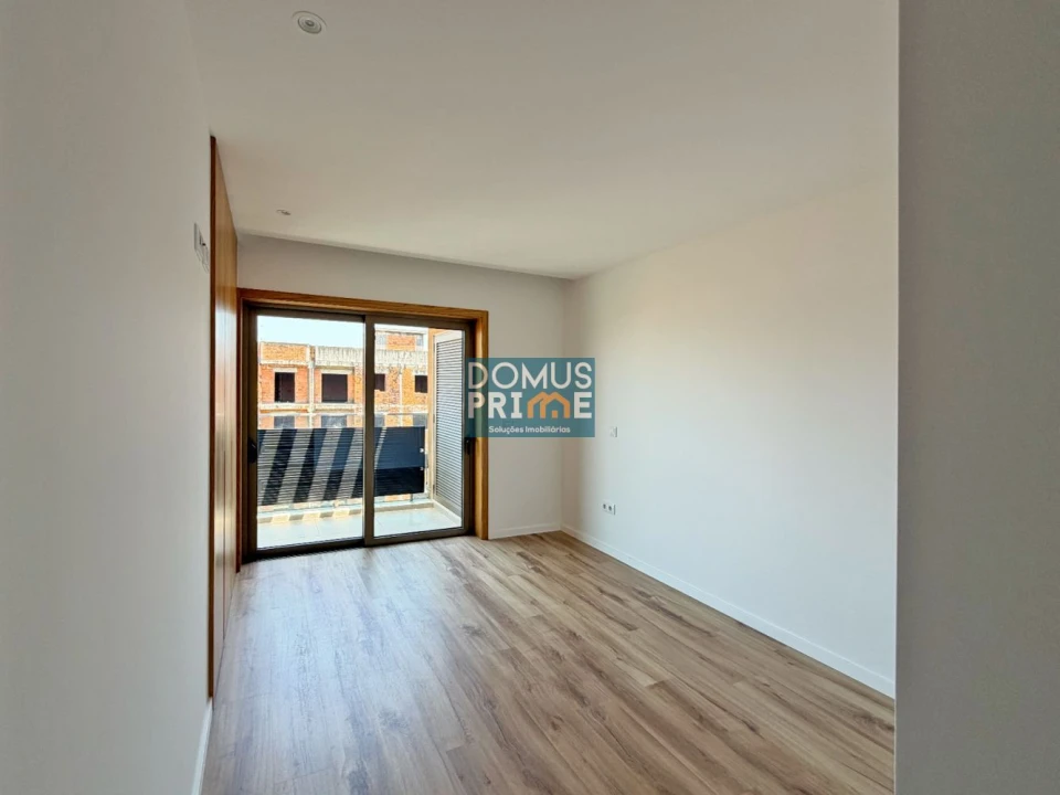 Apartamento T3 para Venda em Real, Dume e Semelhe Foto 15