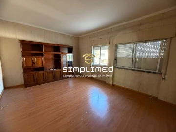 Apartamento T2 para Venda em Moita