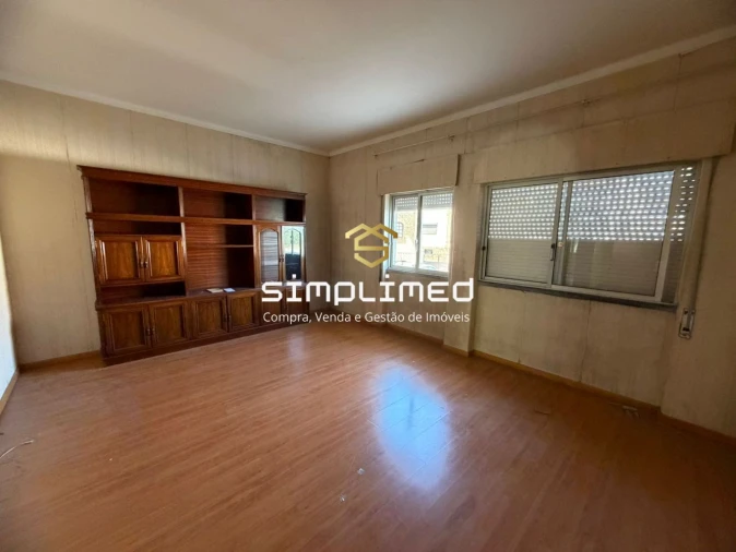 Apartamento T2 para Venda em Moita Foto 14