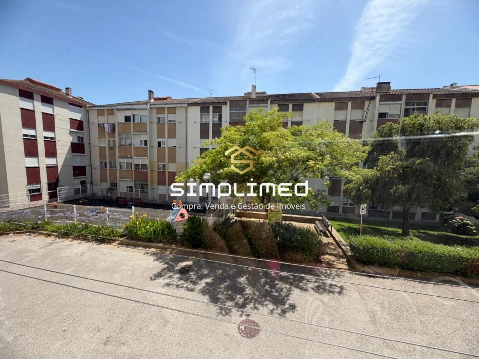 Apartamento T2 para Venda em Moita Foto 28