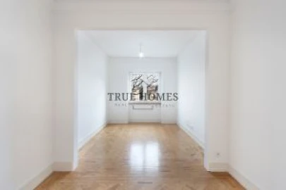 Apartamento T3 para Venda em Arroios