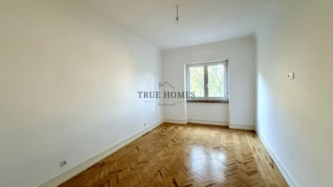 Apartamento T3 para Venda em Arroios