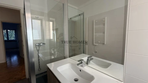 Apartamento T3 para Venda em Arroios