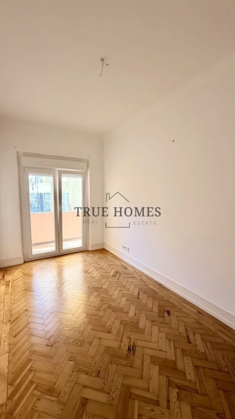 Apartamento T3 para Venda em Arroios