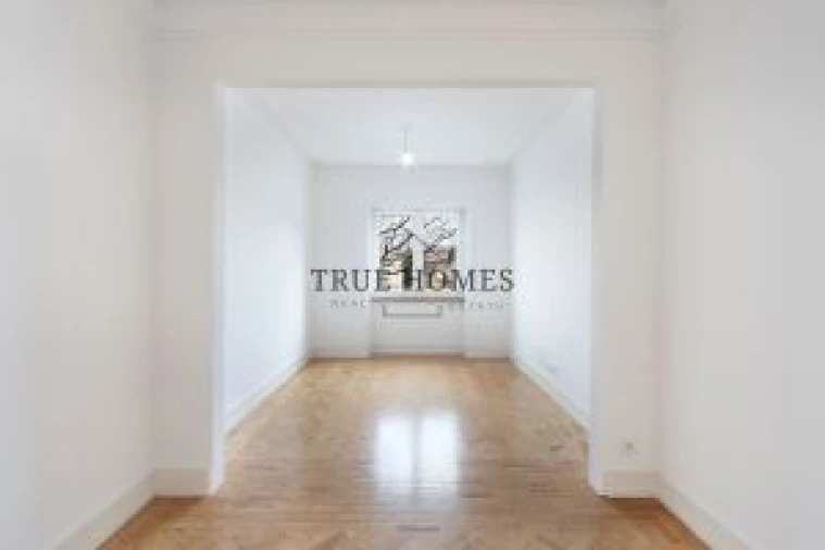 Apartamento T3 para Venda em Arroios Foto 27