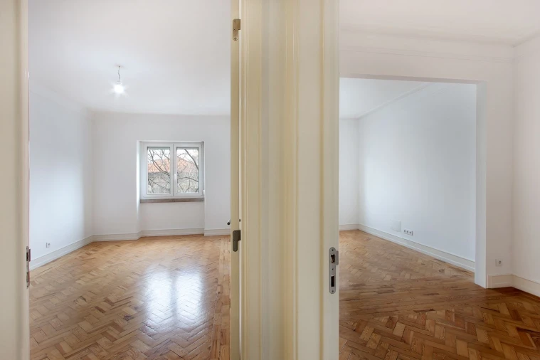 Apartamento T3 para Venda em Arroios Planta 8