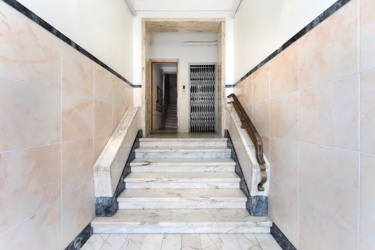 Apartamento T3 para Venda em Arroios Planta 3