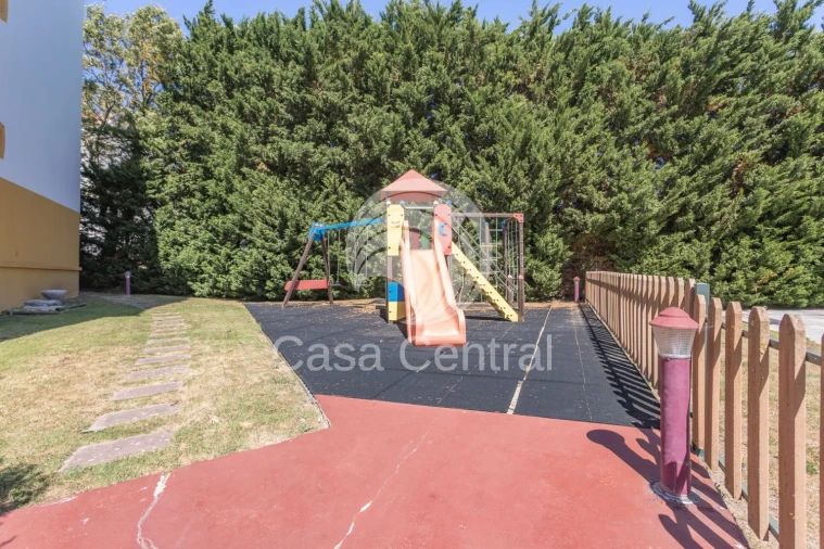 Moradia T3 para Venda em Santa Maria e São Miguel, São Martinho, São Pedro Penaferrim Foto 36