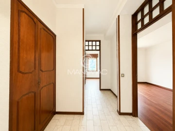 Apartamento T4 para Venda em Santa Marinha e São Pedro da Afurada