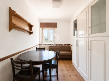 Apartamento T4 para Venda em Santa Marinha e São Pedro da Afurada