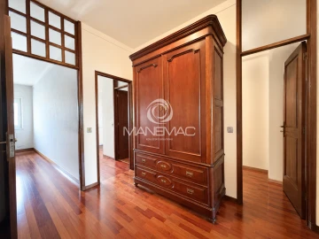 Apartamento T4 para Venda em Santa Marinha e São Pedro da Afurada