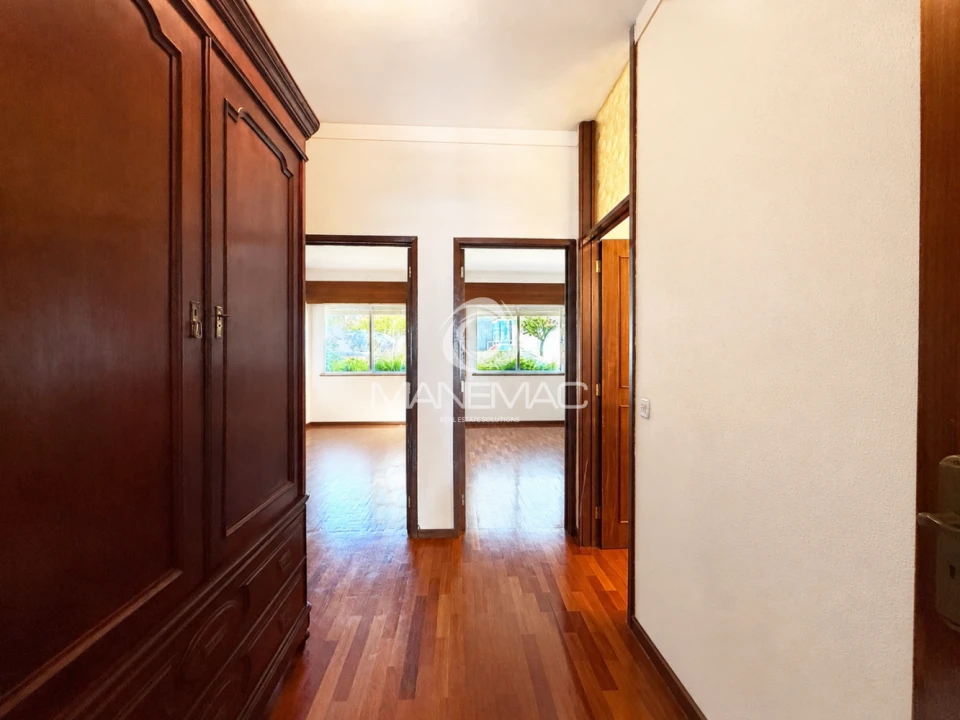 Apartamento T4 para Venda em Santa Marinha e São Pedro da Afurada Foto 6