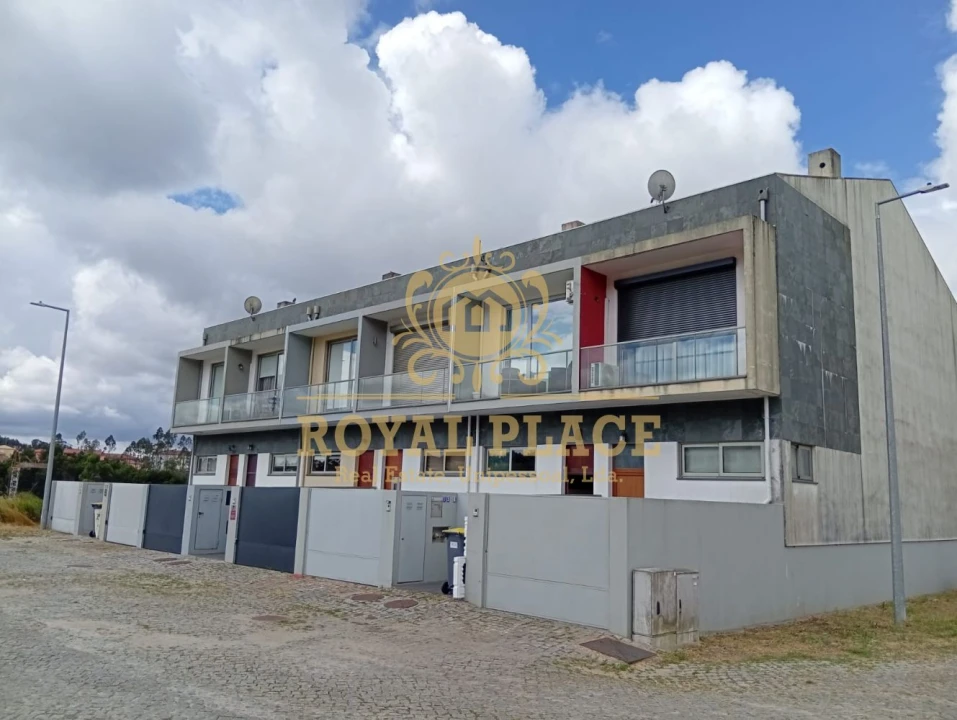 Moradia T3 para Venda em São João de Ver Foto 48
