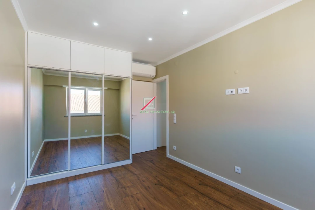 Apartamento T2 para Venda em Cascais e Estoril Foto 19