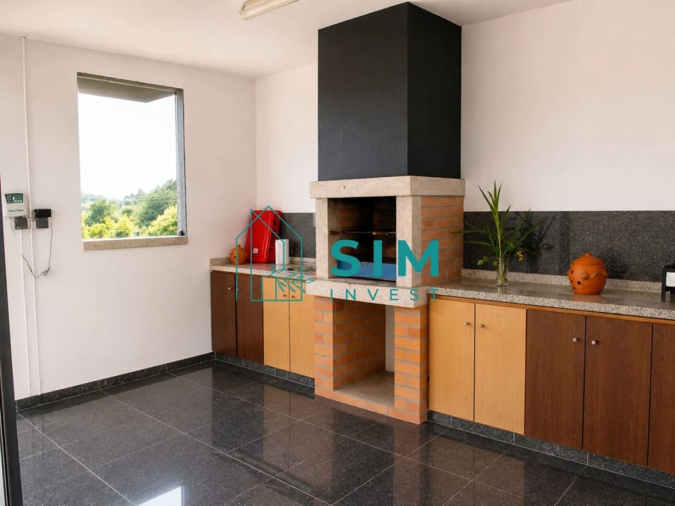 Moradia T4 para Venda em Bela Foto 10