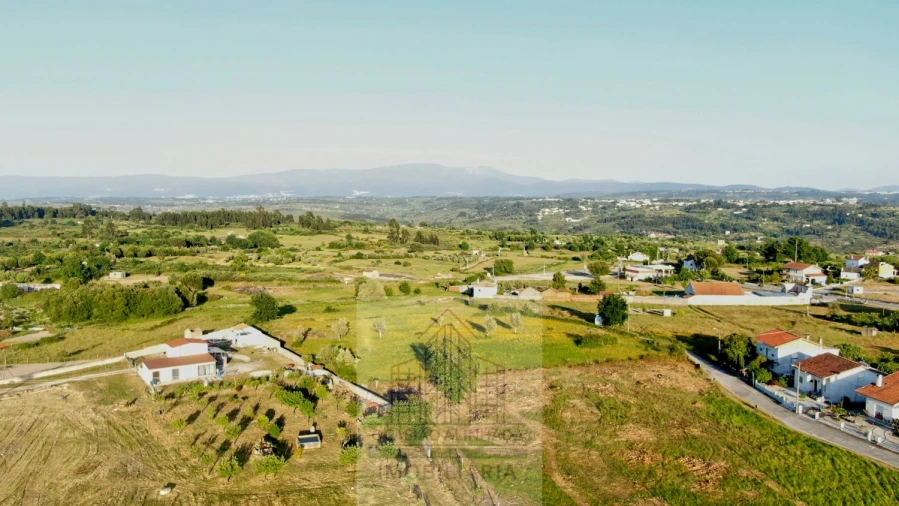 Terreno para Venda em Ervedal e Vila Franca da Beira Foto 5