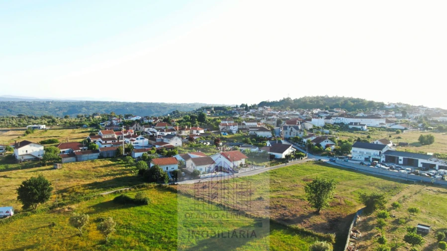 Terreno para Venda em Ervedal e Vila Franca da Beira Foto 4