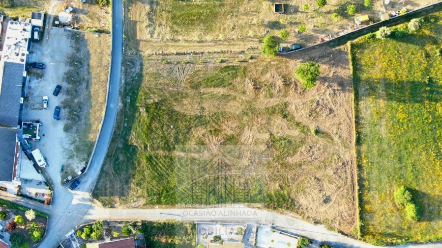 Terreno para Venda em Ervedal e Vila Franca da Beira Foto 2