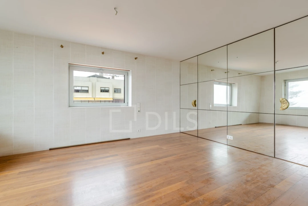 Apartamento T3 para Venda em Aldoar, Foz do Douro e Nevogilde Foto 9