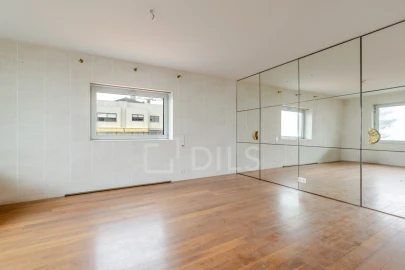Apartamento T3 para Venda em Aldoar, Foz do Douro e Nevogilde