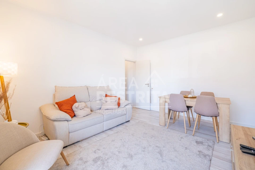 Apartamento T2 para Venda em Alhos Vedros Foto 5