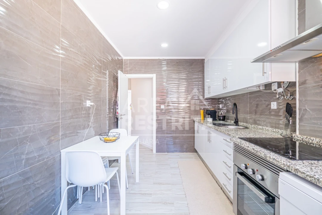 Apartamento T2 para Venda em Alhos Vedros Foto 9
