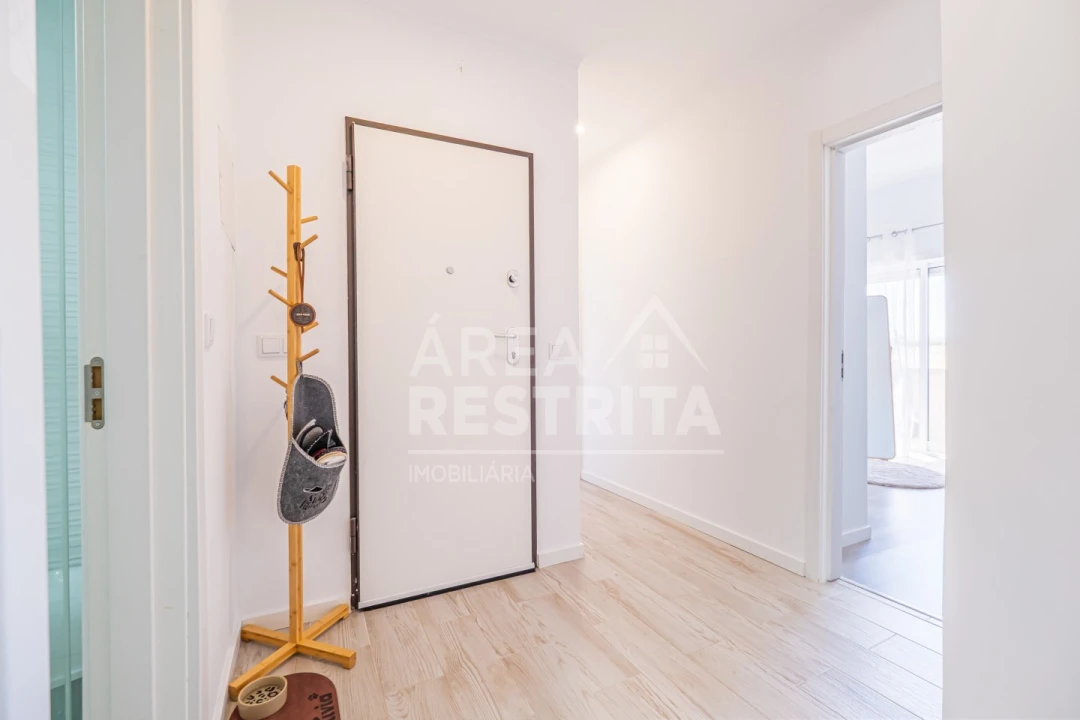 Apartamento T2 para Venda em Alhos Vedros Foto 14