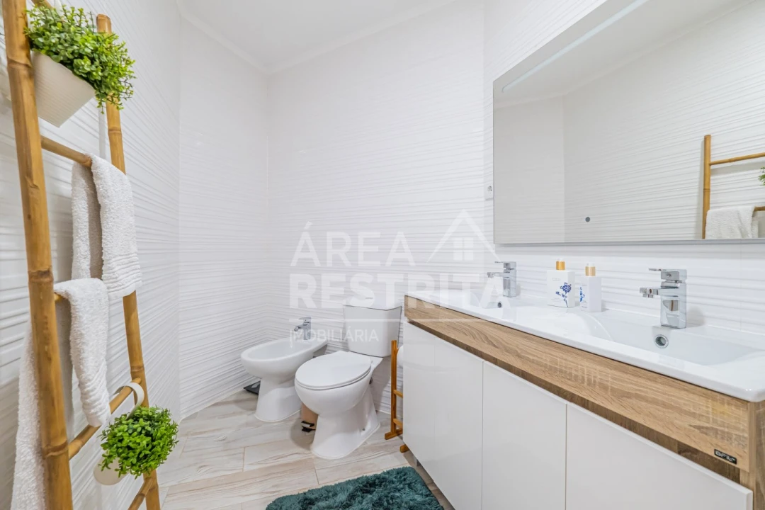 Apartamento T2 para Venda em Alhos Vedros Foto 33