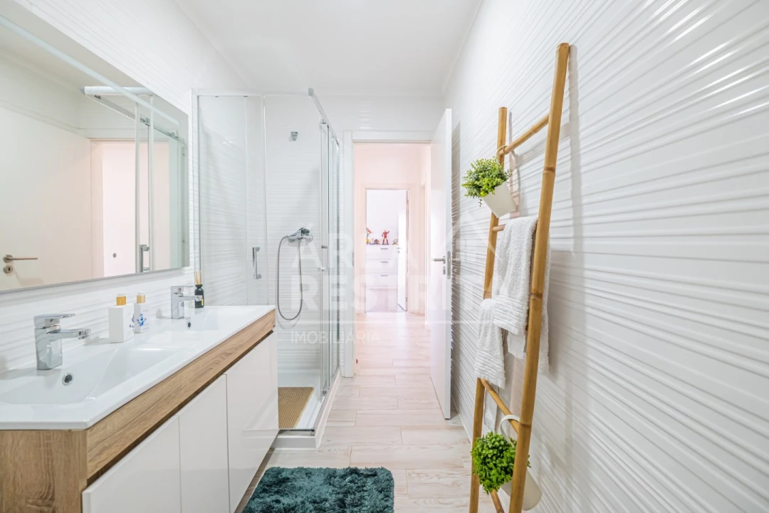 Apartamento T2 para Venda em Alhos Vedros Foto 36