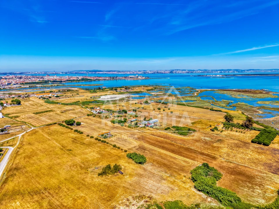 Apartamento T2 para Venda em Alhos Vedros Foto 40