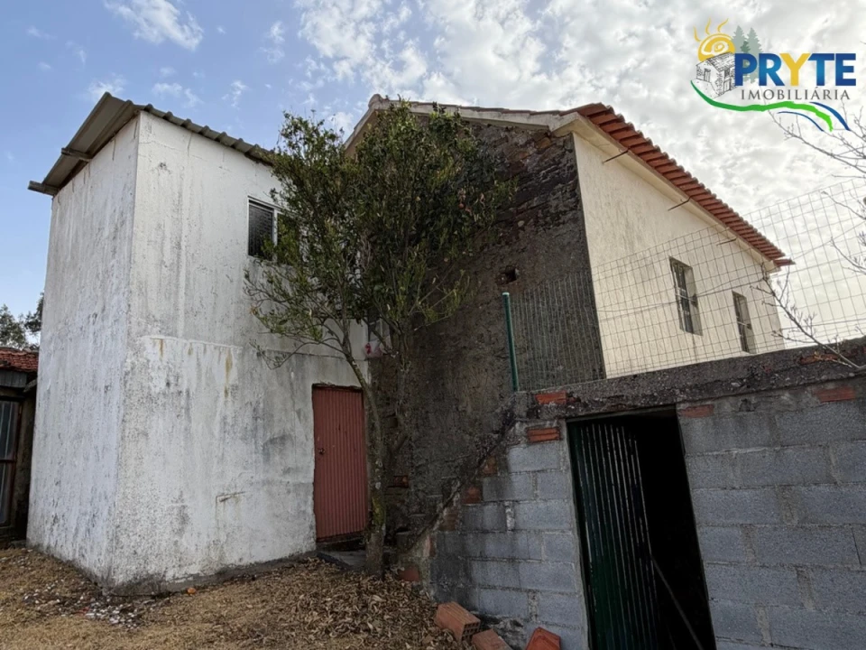 Moradia T3 para Venda em Ermida e Figueiredo Foto 5