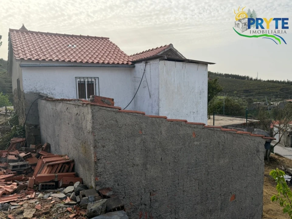 Moradia T3 para Venda em Ermida e Figueiredo Foto 40