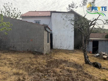 Moradia T3 para Venda em Ermida e Figueiredo