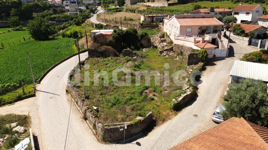 Terreno para Venda em Cambeses
