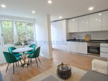 Apartamento T3 para Venda em Benfica