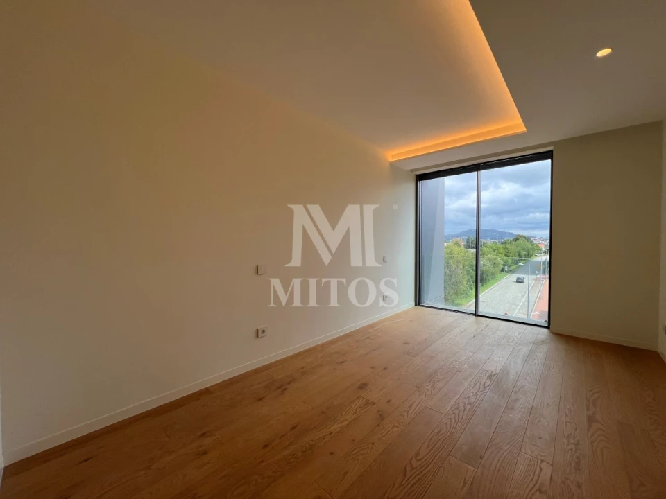 Apartamento T3 para Venda em Santa Maria Maior e Monserrate e Meadela Foto 9