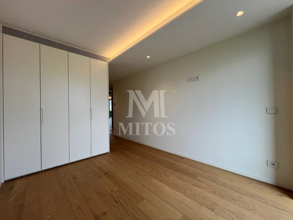 Apartamento T3 para Venda em Santa Maria Maior e Monserrate e Meadela Foto 12