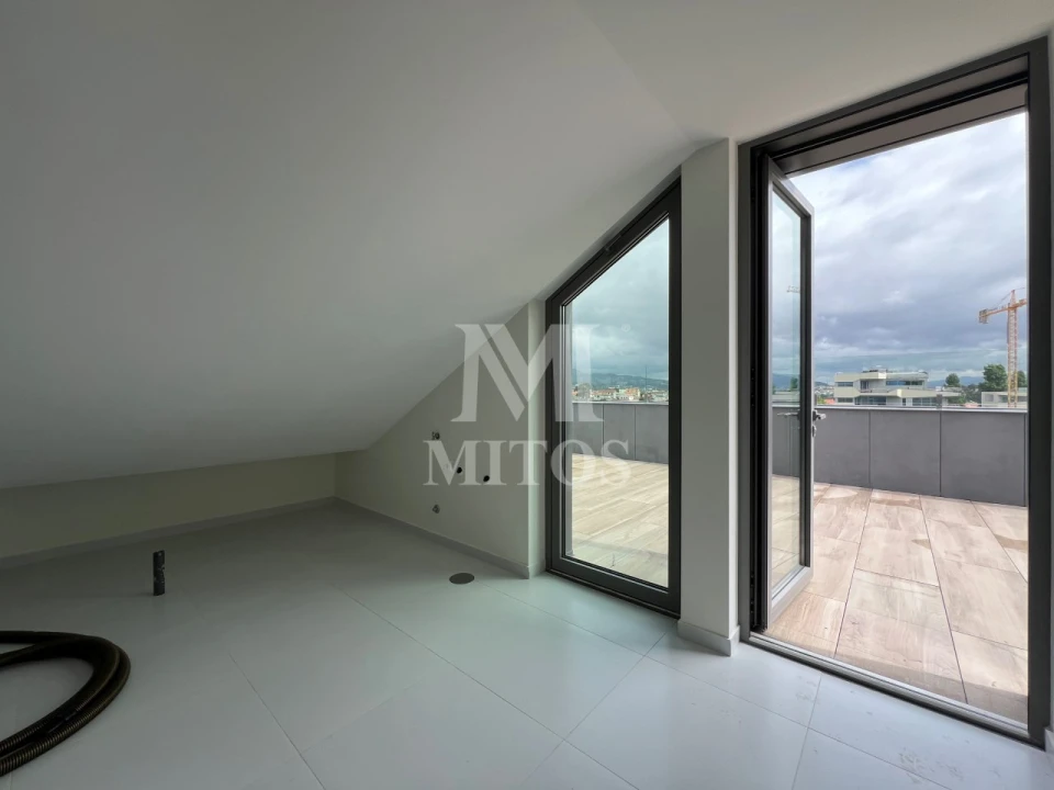 Apartamento T3 para Venda em Santa Maria Maior e Monserrate e Meadela Foto 24