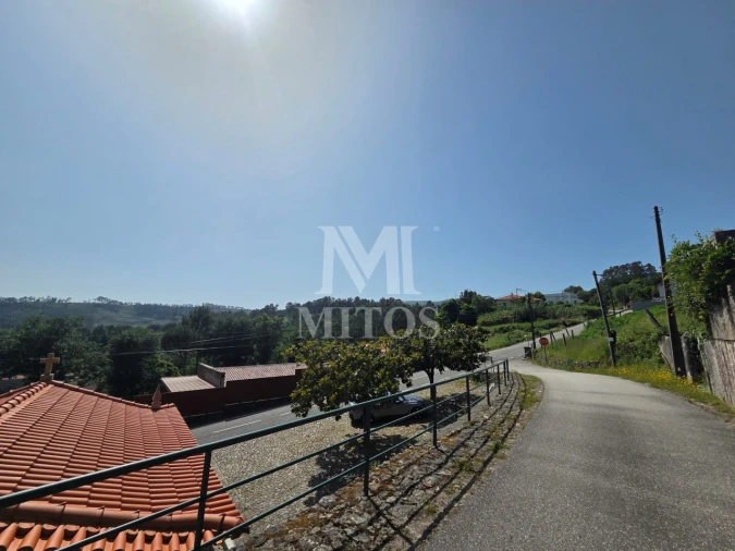 Moradia T3 para Venda em Mentrestido Foto 4