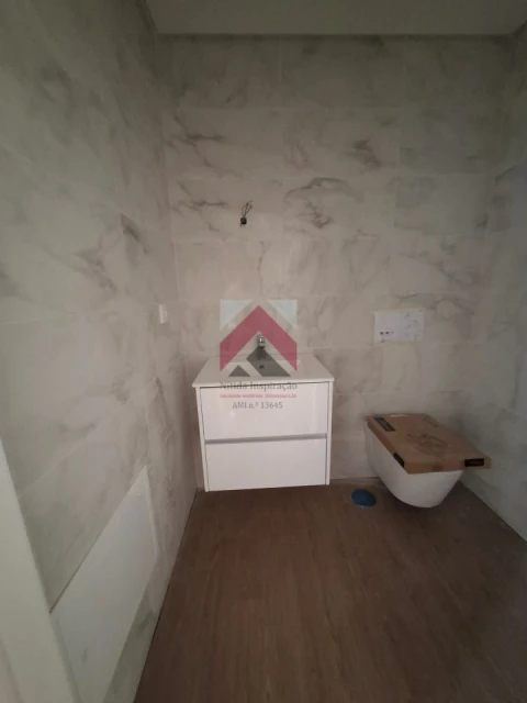 Apartamento T2 para Venda em Esgueira