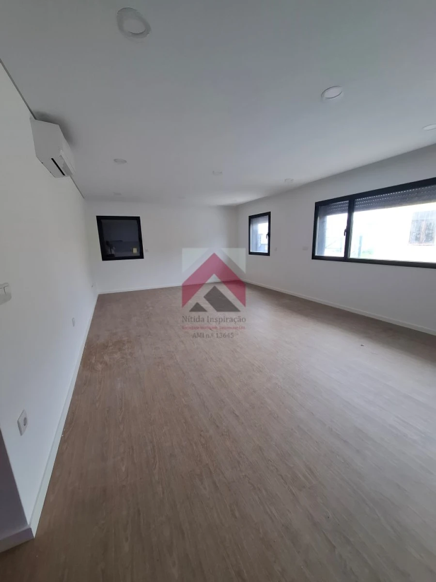 Apartamento T2 para Venda em Esgueira Foto 5